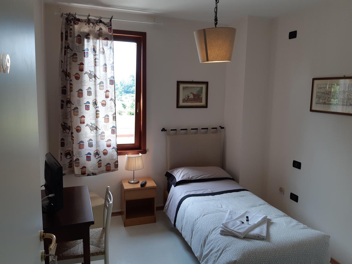 La Staffa Hotel Liedolo Bagian luar foto